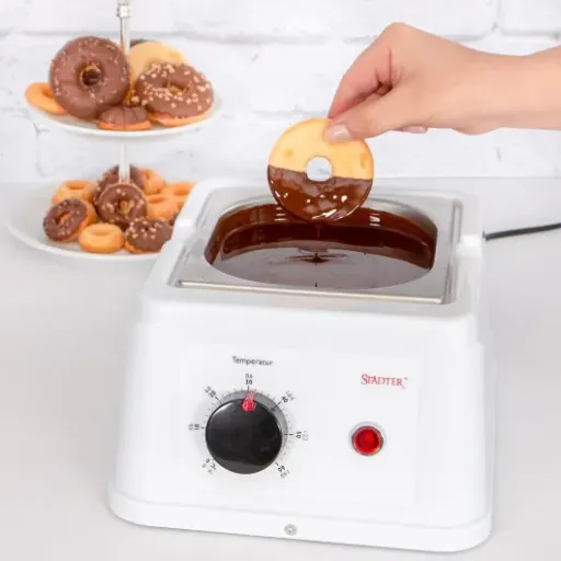 Test cuiseur pour chocolat 1,5 L Städter : pratique pour garder le chocolat à température, moins pour aller vite