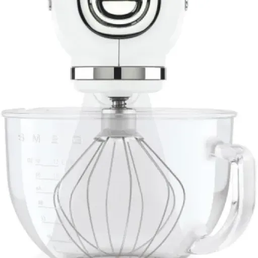 Test Smeg SMF13WHEU : le robot pâtissier joli sur le plan de travail, sérieux dans le bol