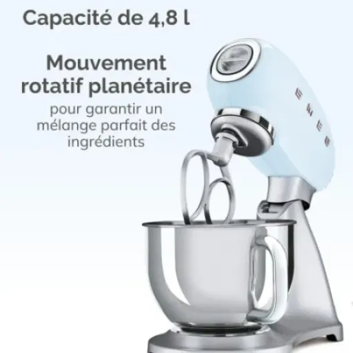 Test Smeg SMF02PGEU : le robot pâtissier stylé qui mise plus sur le look que sur les détails