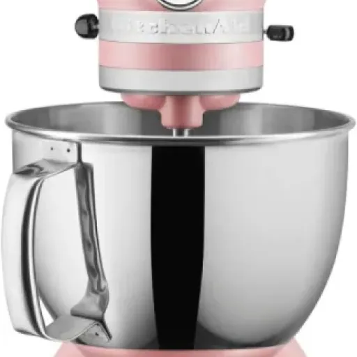 Test KitchenAid Artisan 5KSM175 : le robot pâtissier costaud qui donne envie de laisser le fouet à la main au placard